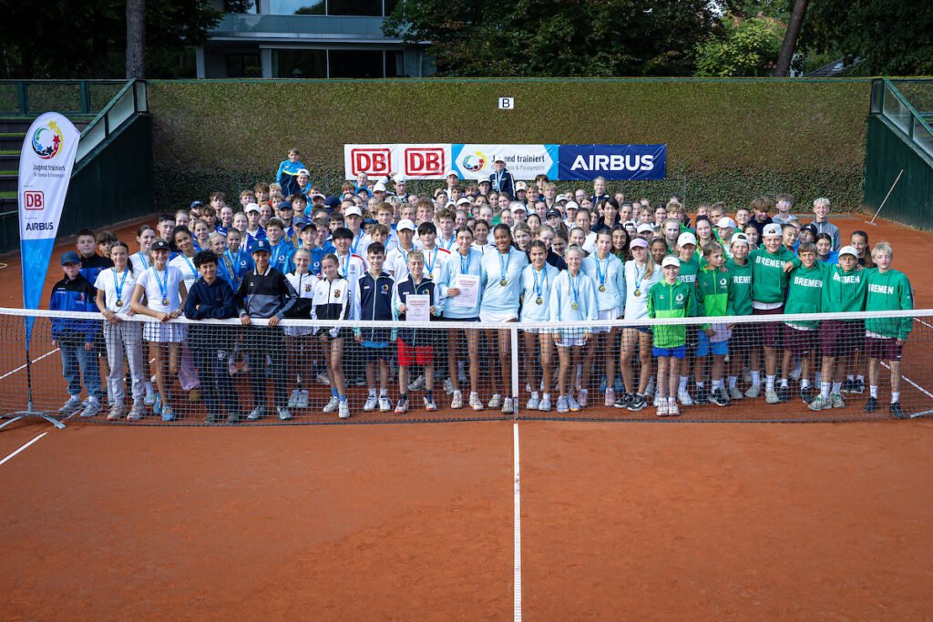 Jugend trainiert für Olympia Bundesfinale in Berlin jugend trainiert für olympia herbstfinale 2026 (tennis), berlin, tc 1899 blau weiss berlin, 18.09.2026, photo shows alle siegerinnen und sieger 2026